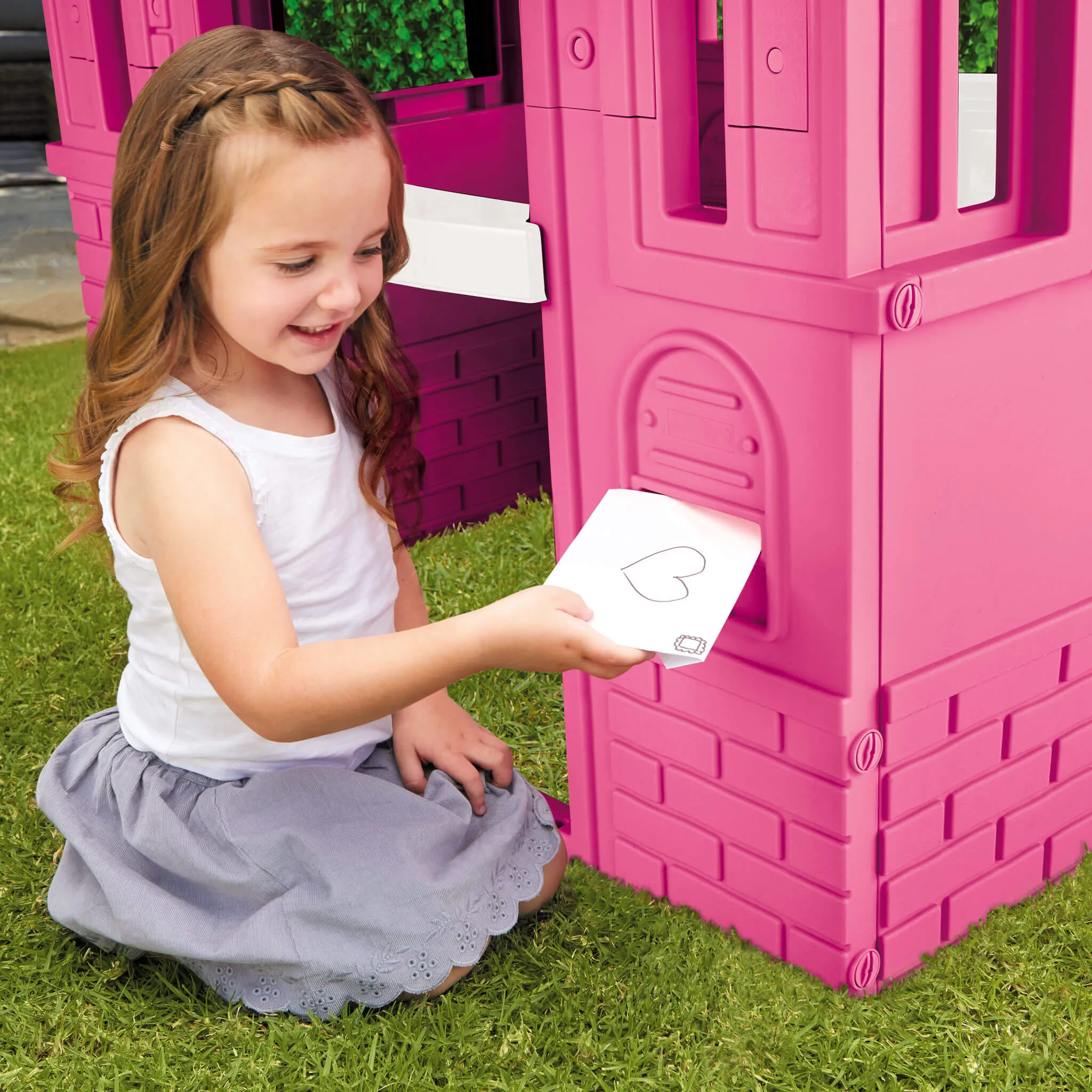 Cape Cottage Playhouse™ - Pink