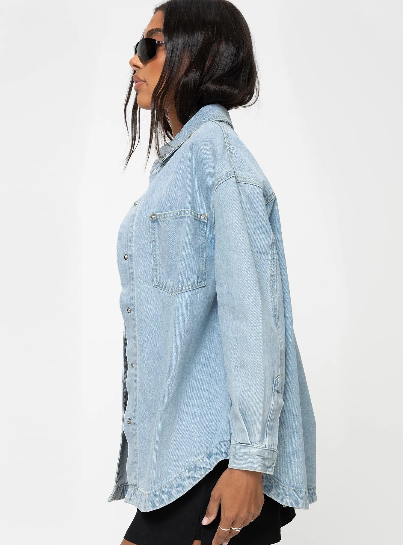 Tenysi Oversized Denim Shacket Light Wash